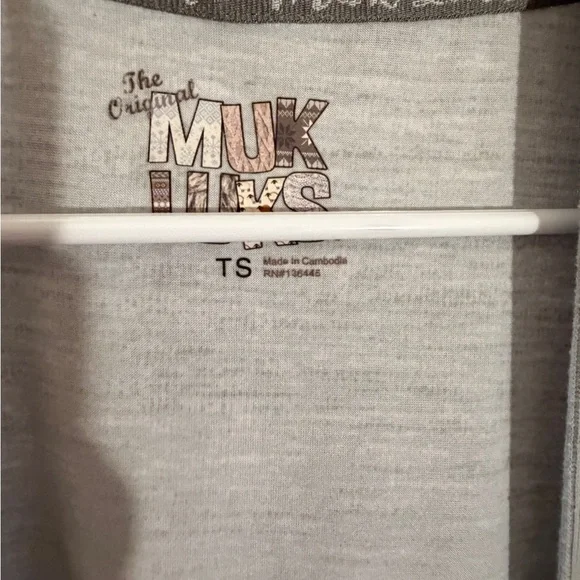 Muk Luks Women's Light Gray Cardigan Sweater - Picture 4 of 6